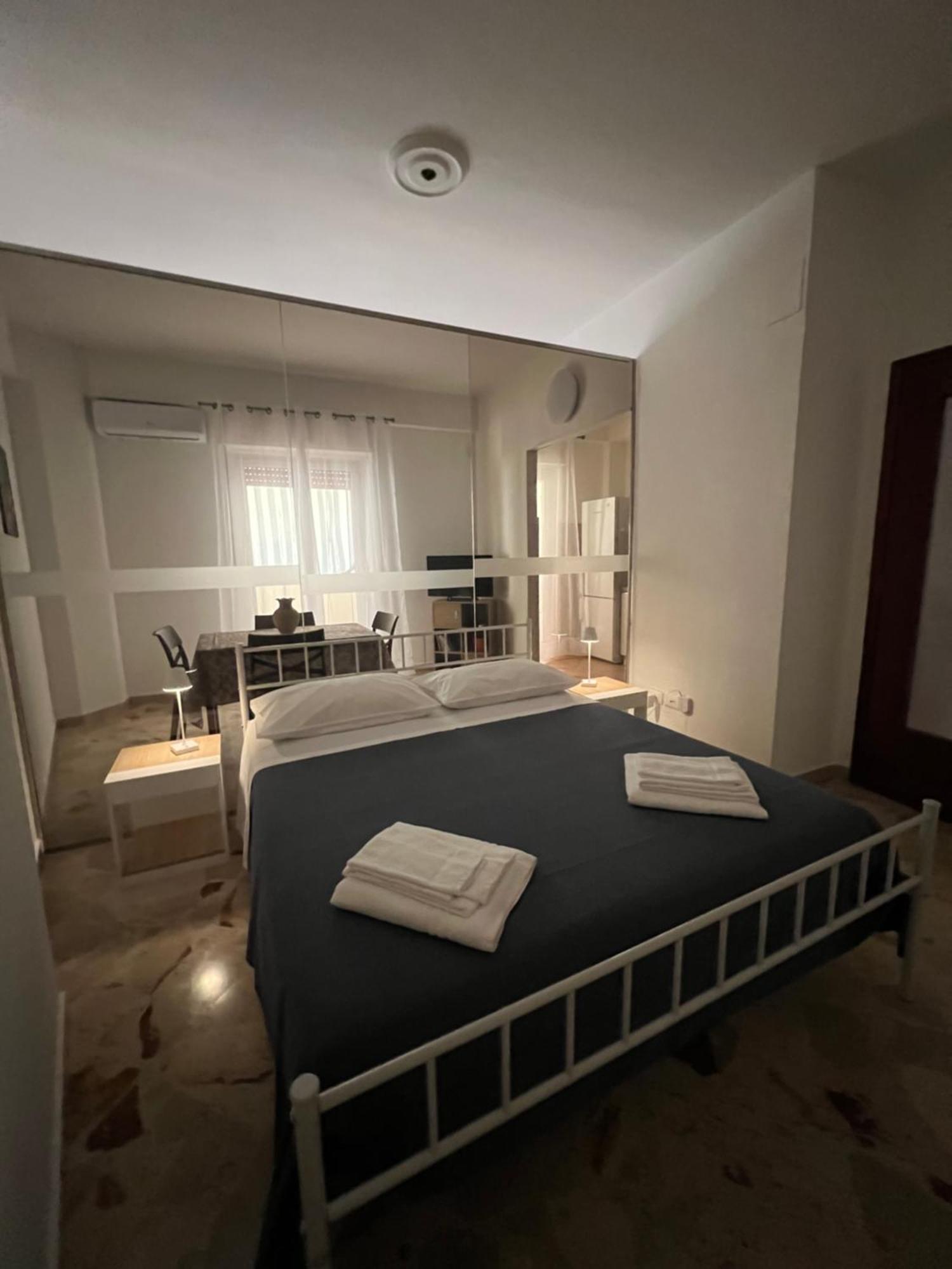 El Azis Home Палермо Екстериор снимка